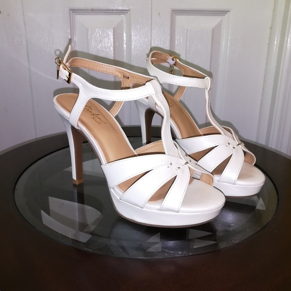Thalia Sodi Shoes - Thalia Sodi strappy heels size 5.5